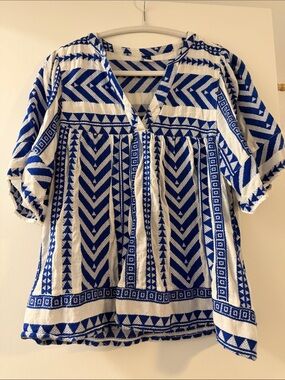 Old Navy Blue and White Geometric Tunic Top